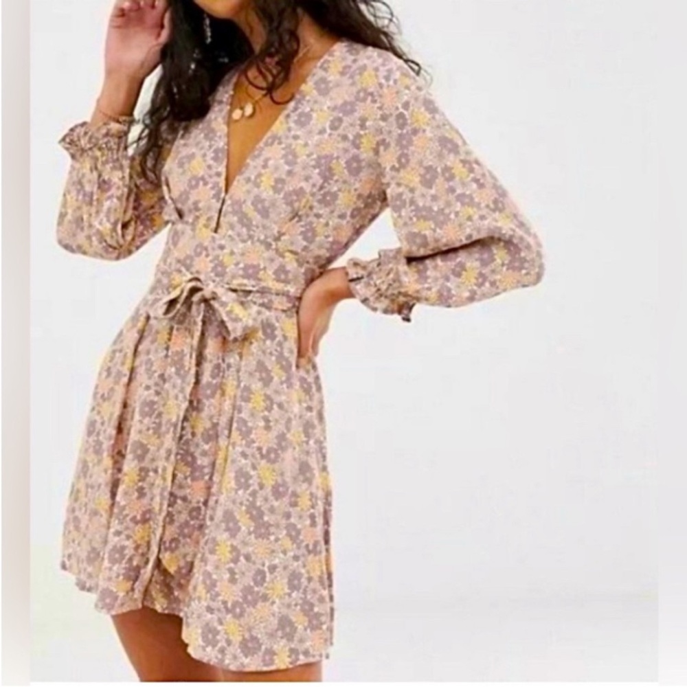 Faithfull The Brand Palmaro Floral Mini Dress Medium 6 Ditsy Paste Bohemian
